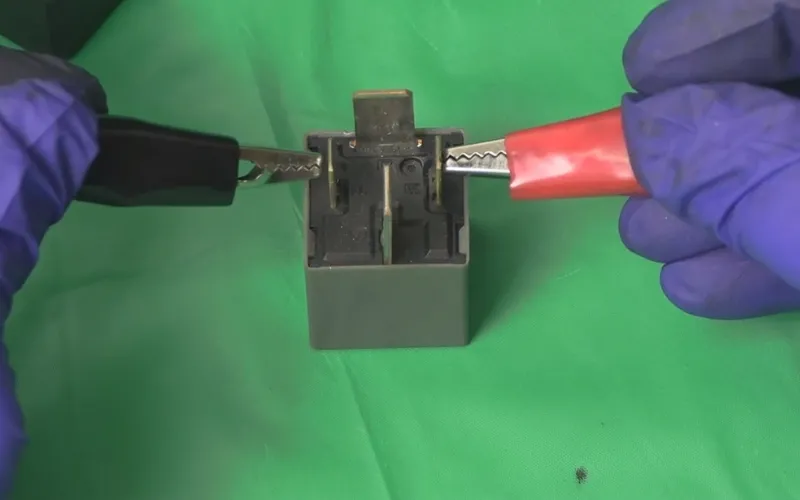 Testing relay pins with multimeter